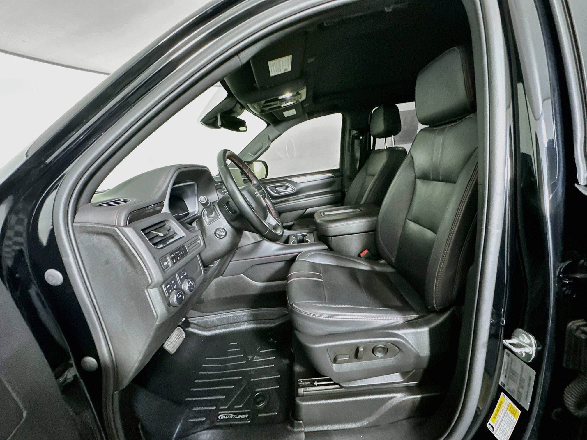 Used 2023 Chevrolet Tahoe RST w/ Luxury Package AWD/4WD image 13