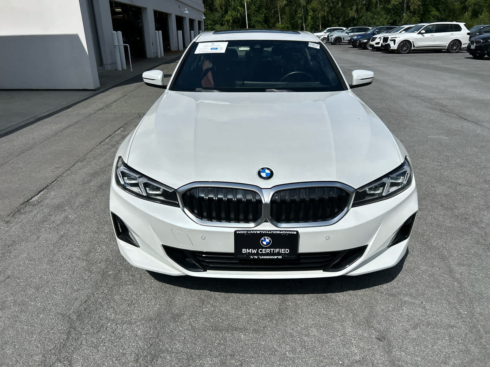 Used 2024 BMW 330i xDrive Sedan w/ Premium Package AWD/4WD image 29