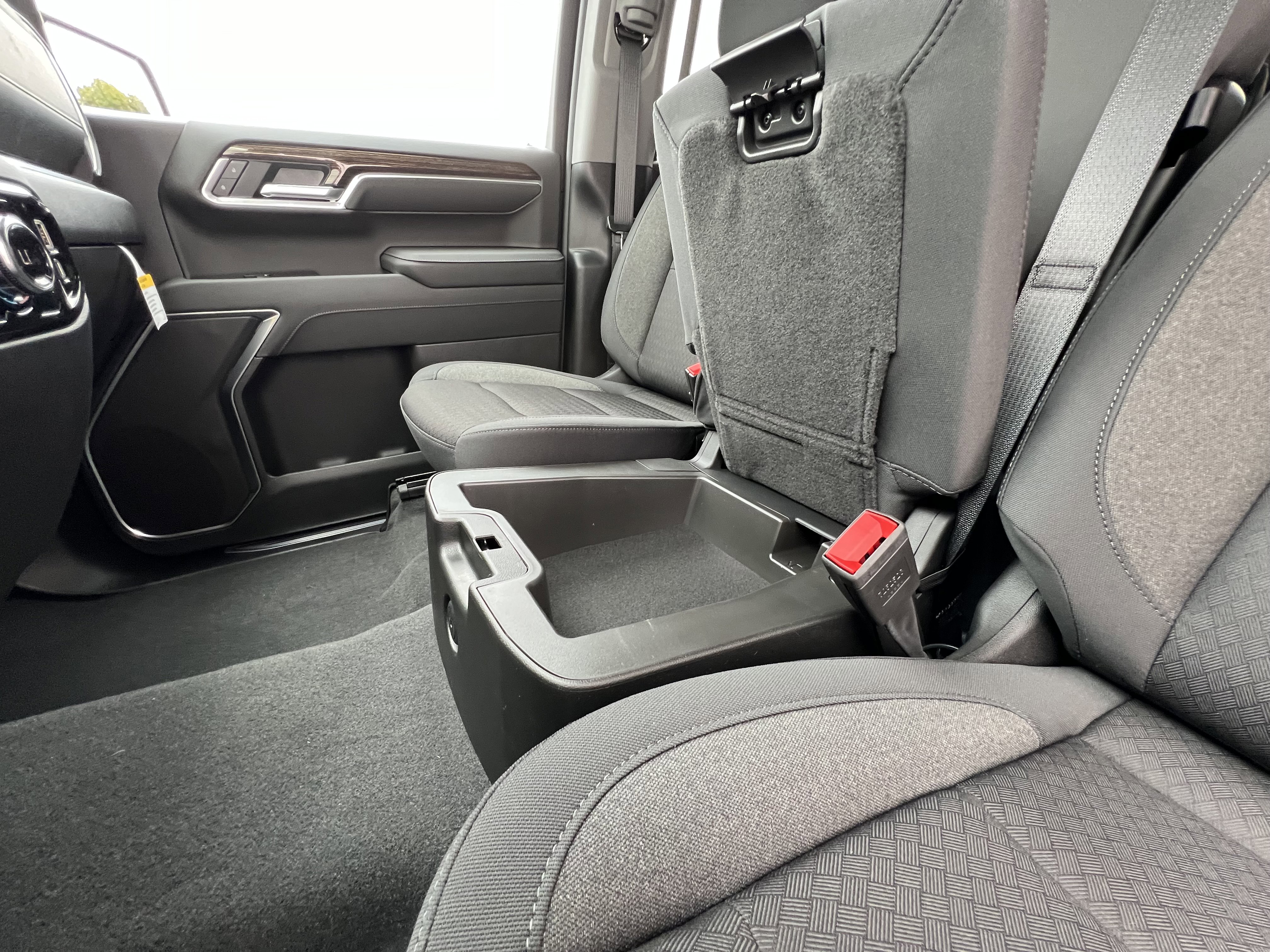 New 2026 GMC Sierra 1500 SLE w/ Preferred Package image 21