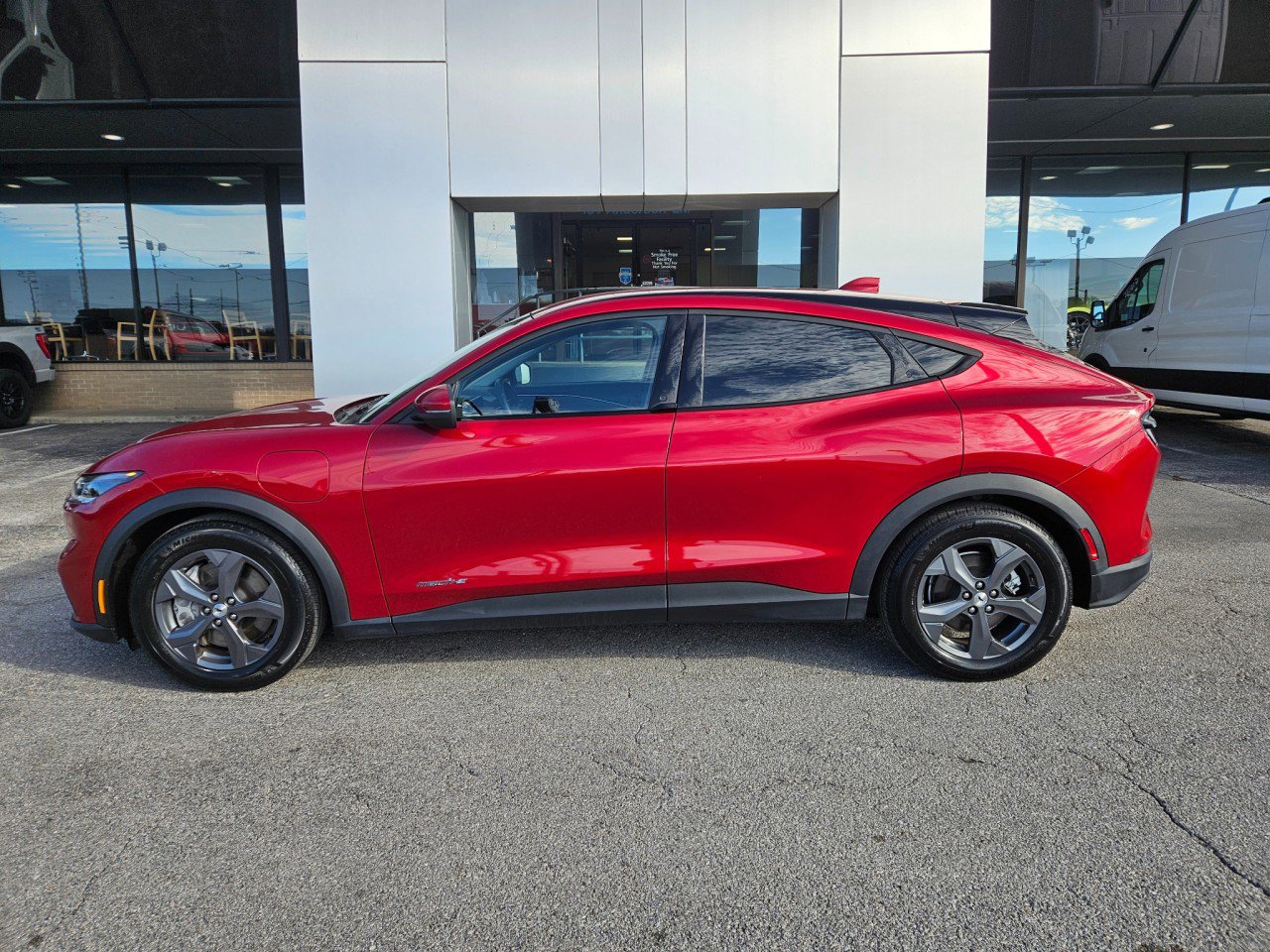 Used 2021 Ford Mustang Mach-E Select image 3