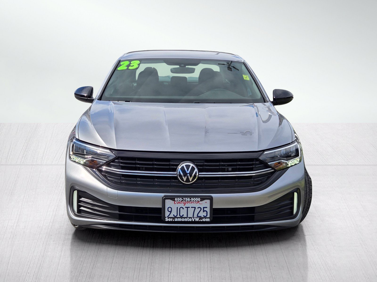 Used 2023 Volkswagen Jetta Sport FWD image 2