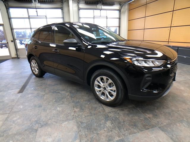New 2026 Ford Escape Active w/ Cold Weather Package