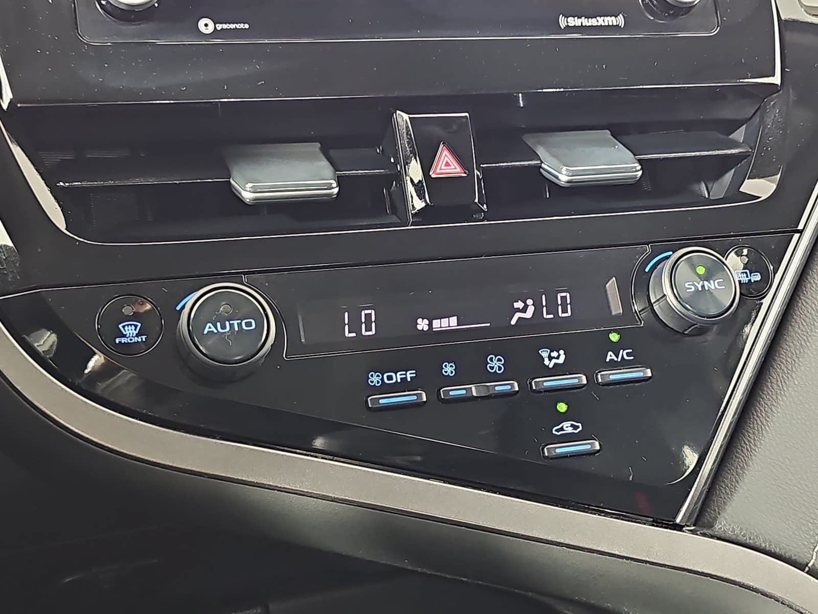 Used 2023 Toyota Camry SE FWD image 22