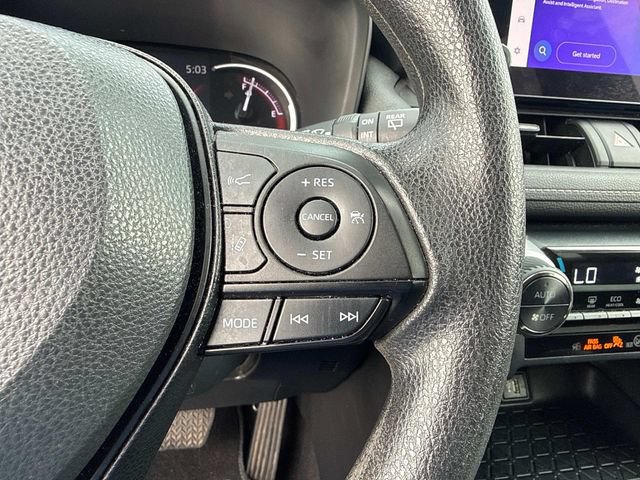 Used 2023 Toyota RAV4 XLE FWD image 28