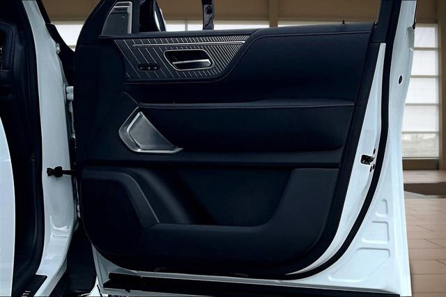 New 2026 INFINITI QX80 Autograph w/ Premium Cargo Package image 24