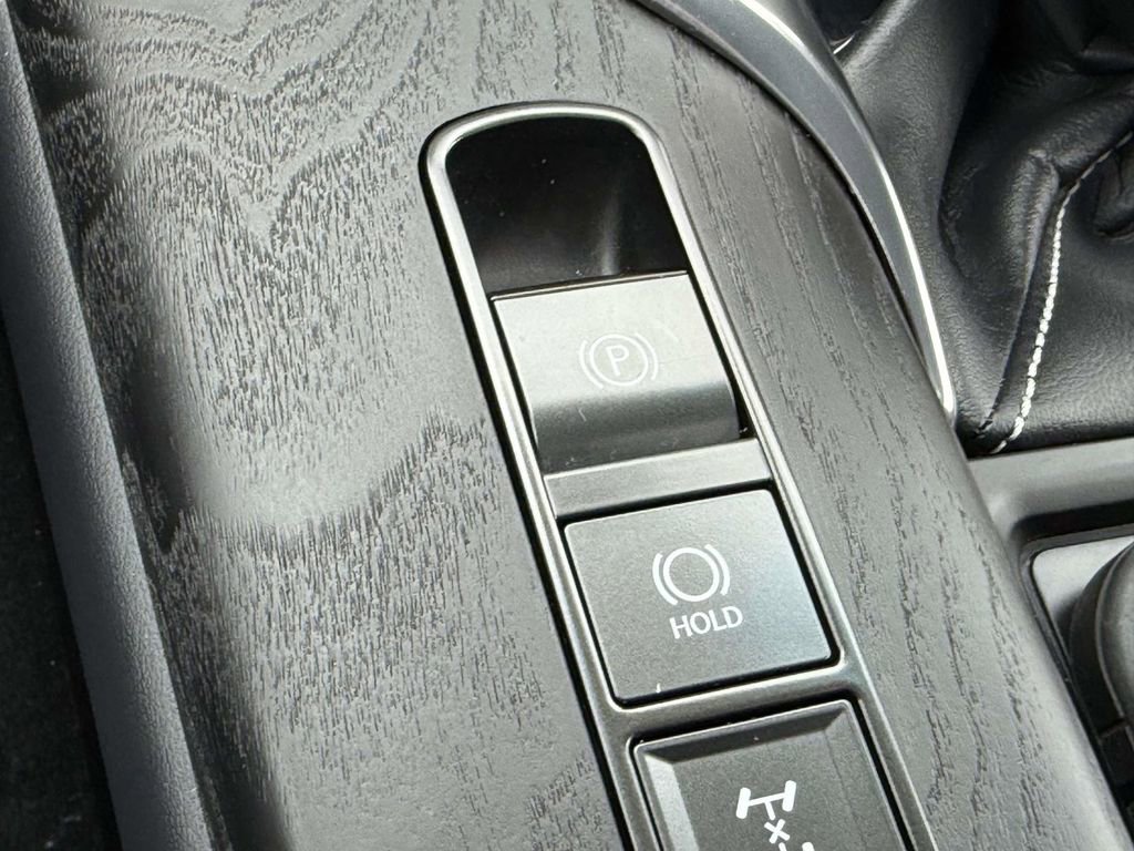 Used 2022 Lexus LX 600 4WD w/ Appearance Package image 24