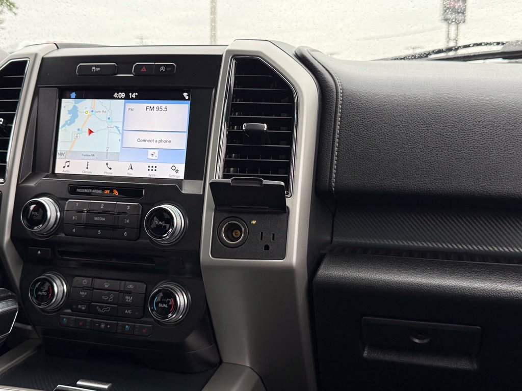Used 2018 Ford F150 Lariat w/ Equipment Group 502A Luxury AWD/4WD image 23