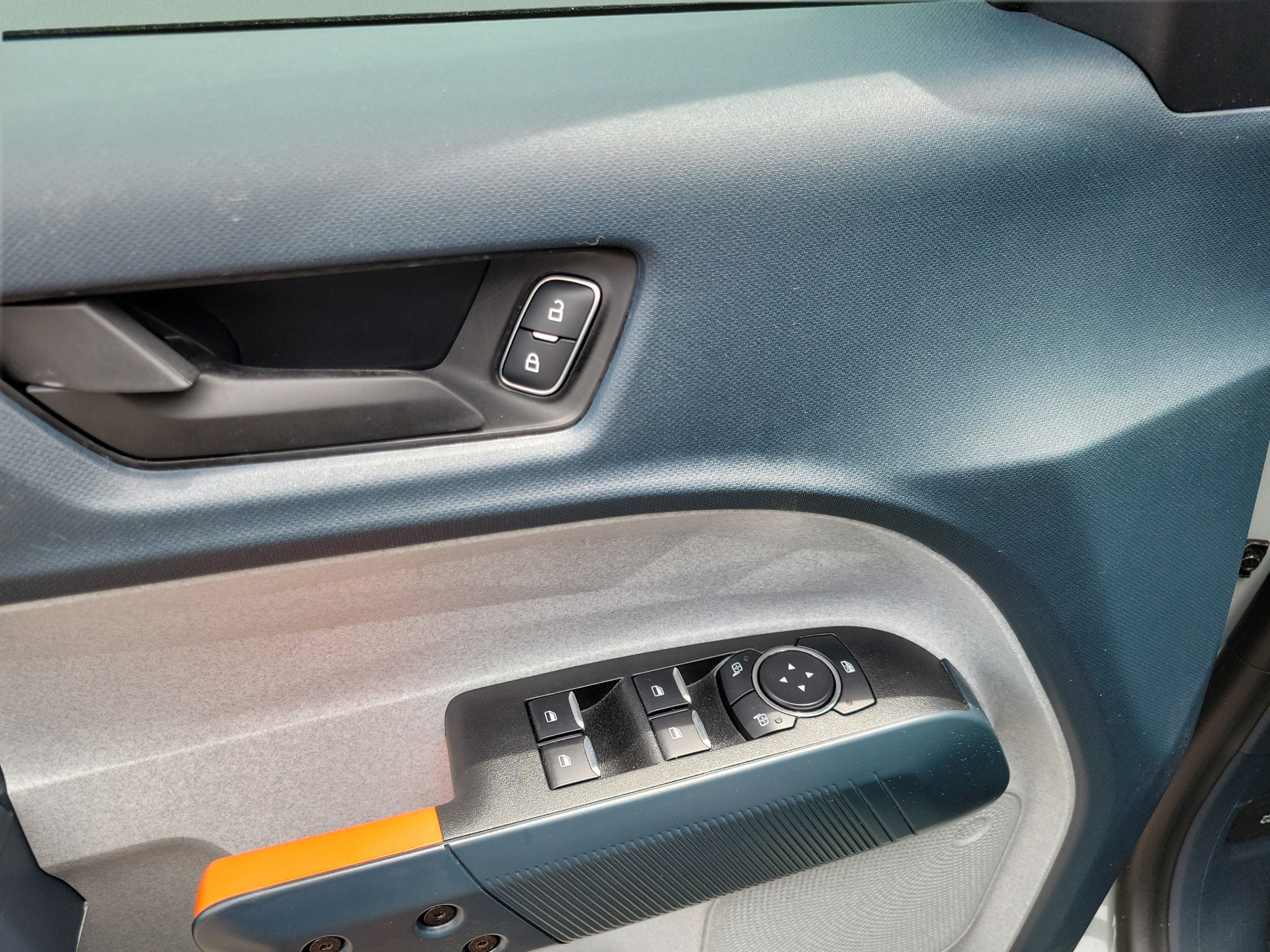 Used 2024 Ford Maverick XLT FWD image 15