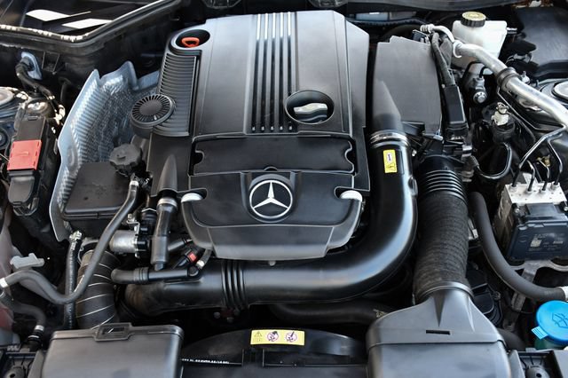 Used 2015 Mercedes-Benz SLK 250 image 18