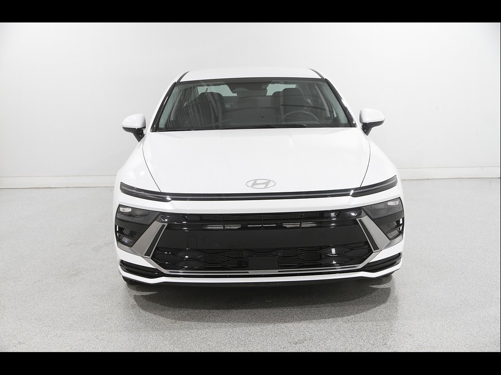 Certified 2026 Hyundai Sonata SEL FWD image 2