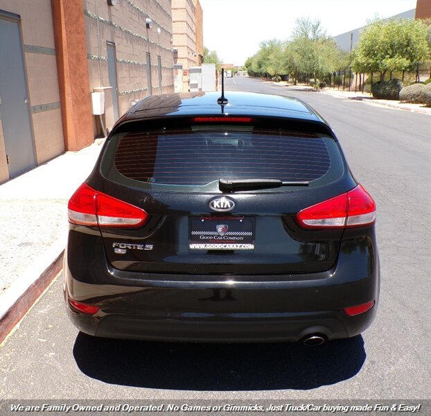 Used 2016 Kia Forte LX FWD image 4