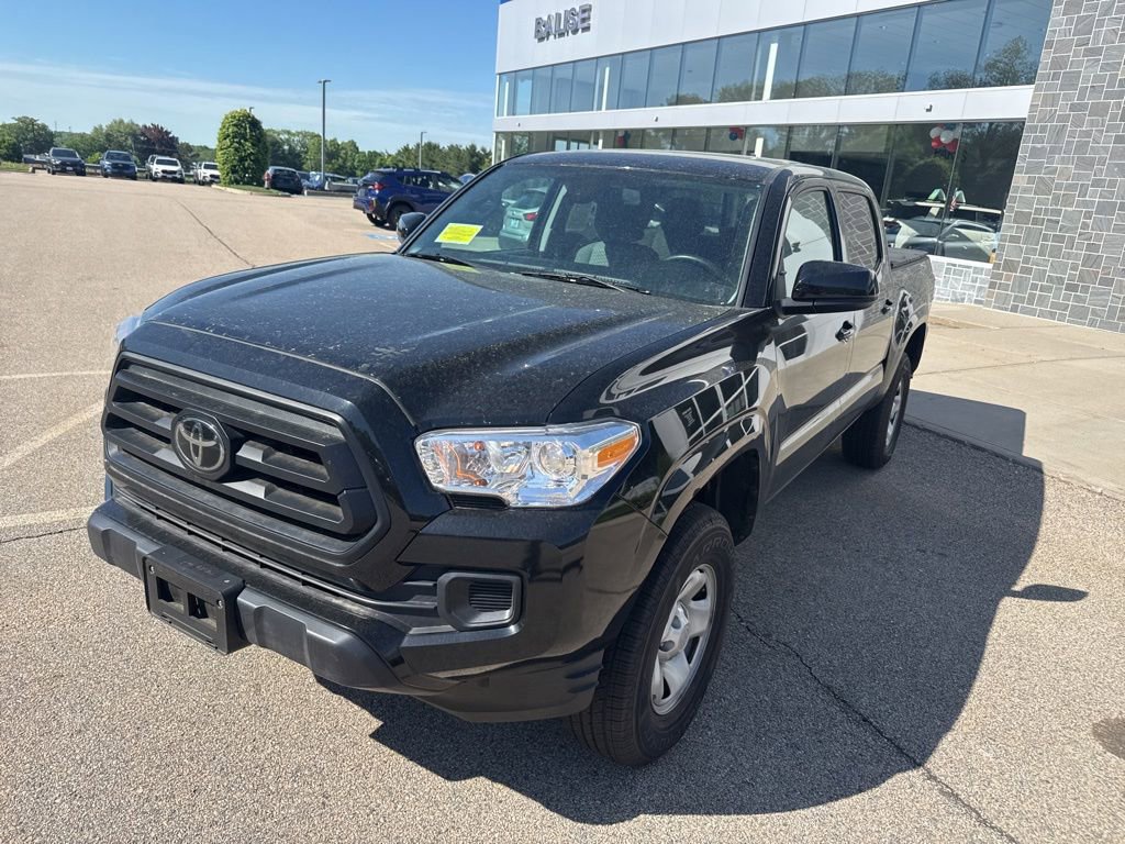 Used 2023 Toyota Tacoma SR AWD/4WD image 5