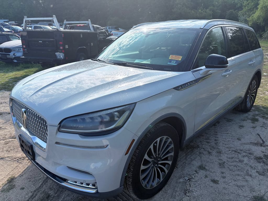 Used 2020 Lincoln Aviator Reserve w/ Elements Package Plus AWD/4WD image 15