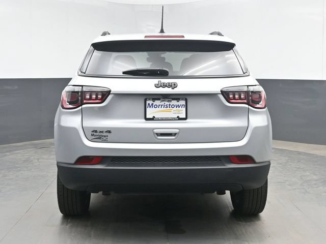 Used 2025 Jeep Compass Latitude w/ Altitude Special Edition AWD/4WD image 13