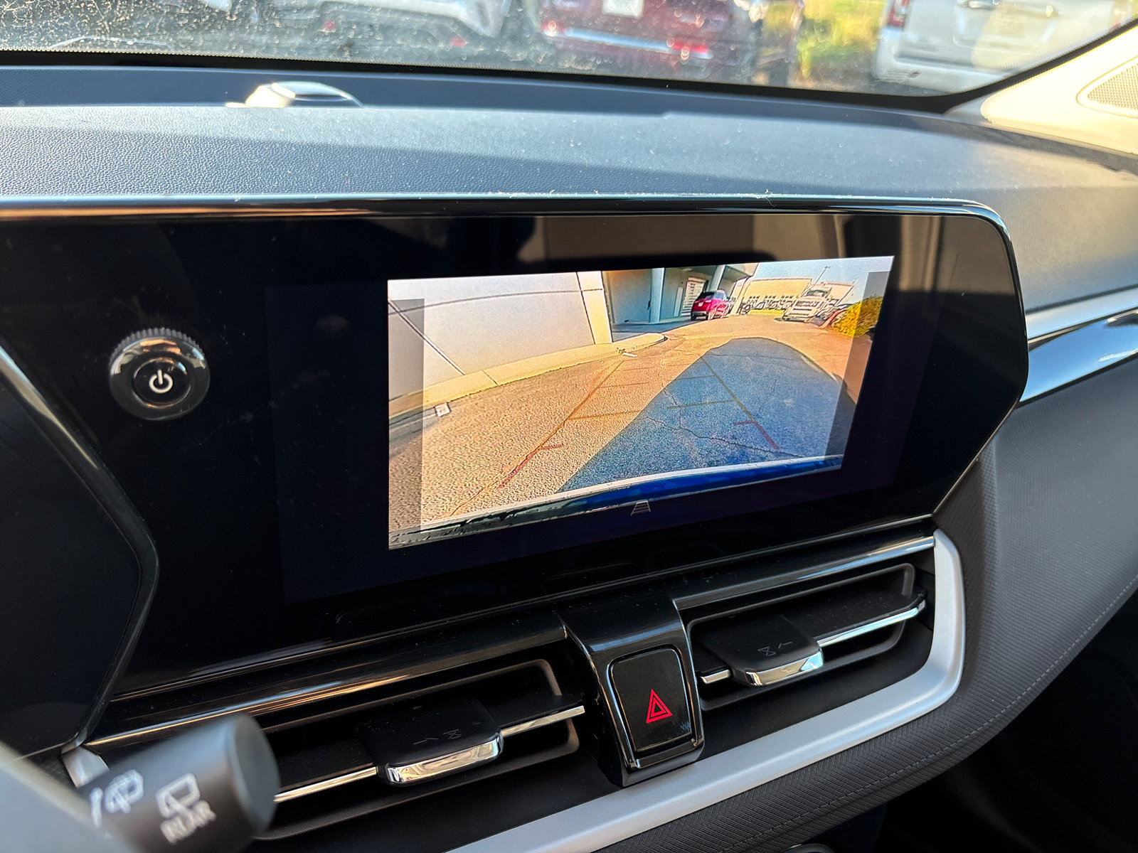 Used 2026 Chevrolet TrailBlazer LT w/ Convenience Package FWD image 19