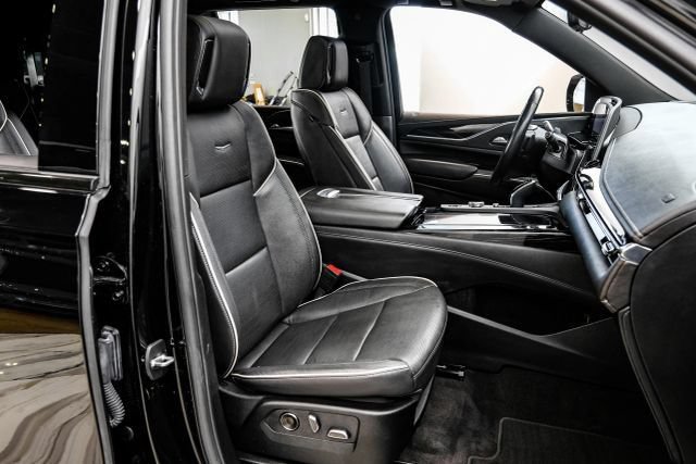 Used 2024 Cadillac Escalade Sport w/ LPO, ONYX Package AWD/4WD image 48