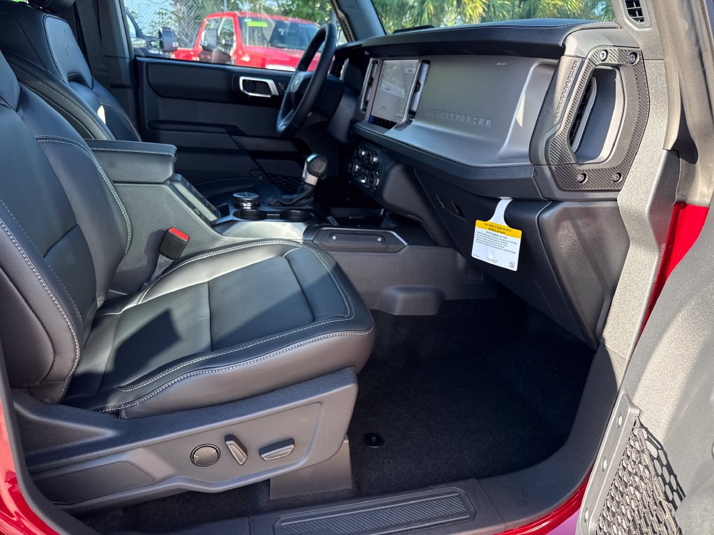 New 2026 Ford Bronco Outer Banks AWD/4WD image 23