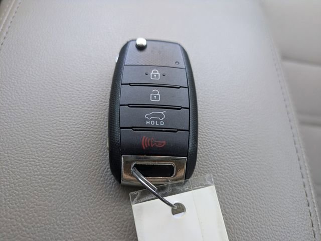 Used 2020 Kia Sorento LX w/ LX I4 Convenience Package image 35