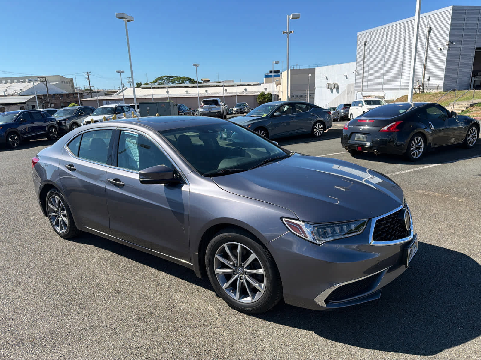 Used 2020 Acura TLX image 2