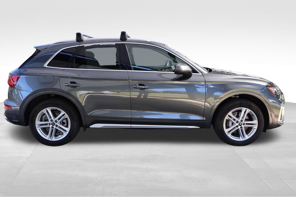 Used 2023 Audi Q5 e Premium w/ Convenience Package AWD/4WD image 17