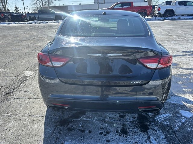 Used 2015 Chrysler 200 S w/ Comfort Group image 6