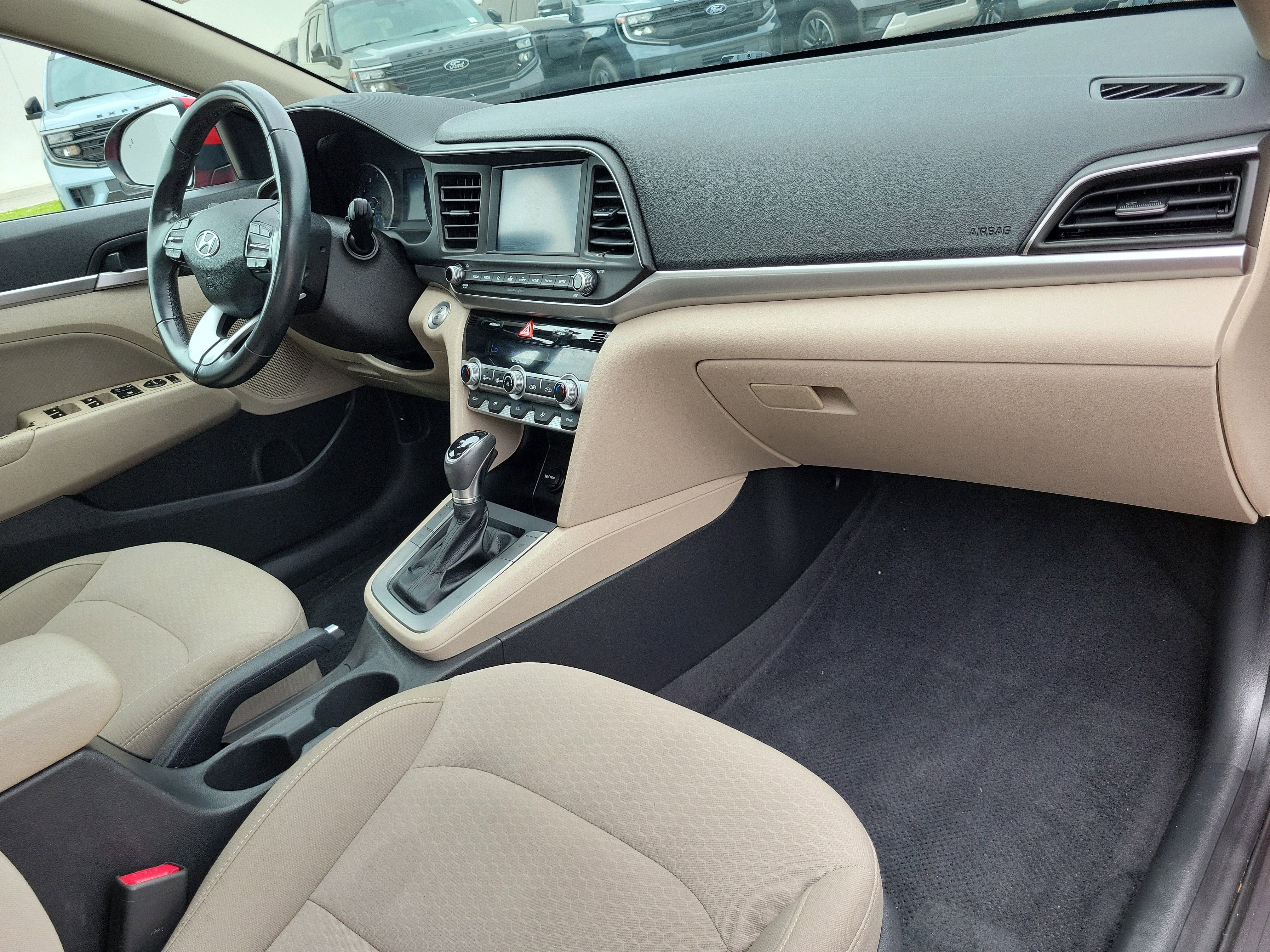 Used 2020 Hyundai Elantra Value Edition w/ Cargo Package (C1) FWD image 17
