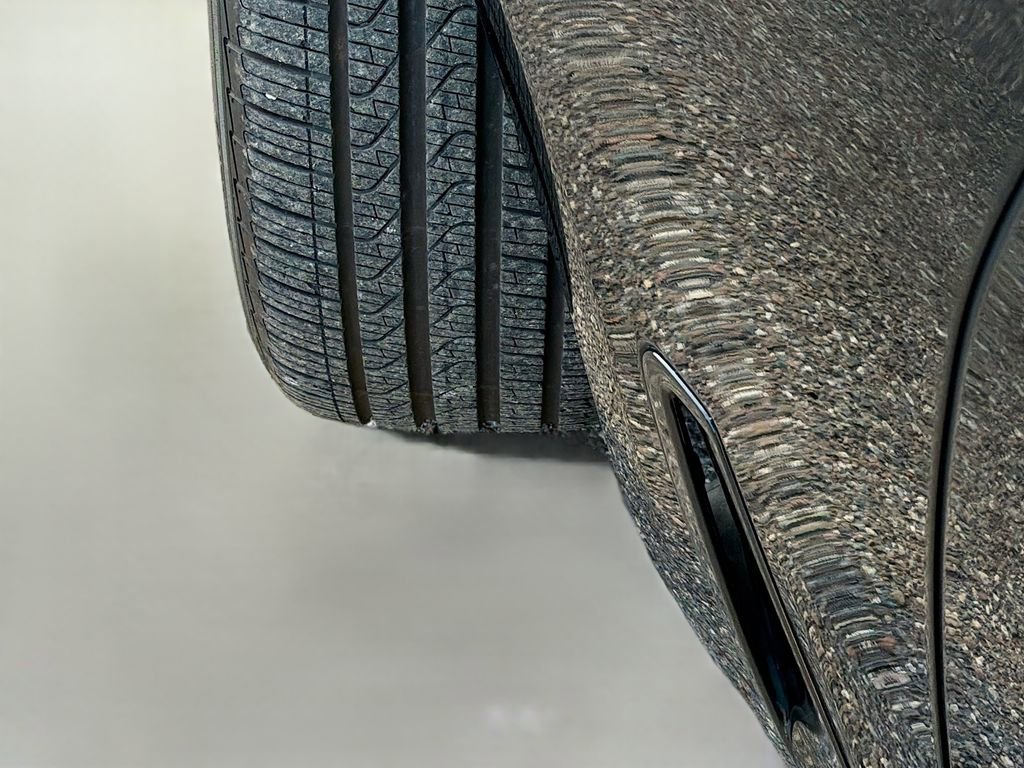 Used 2018 BMW 740i image 42