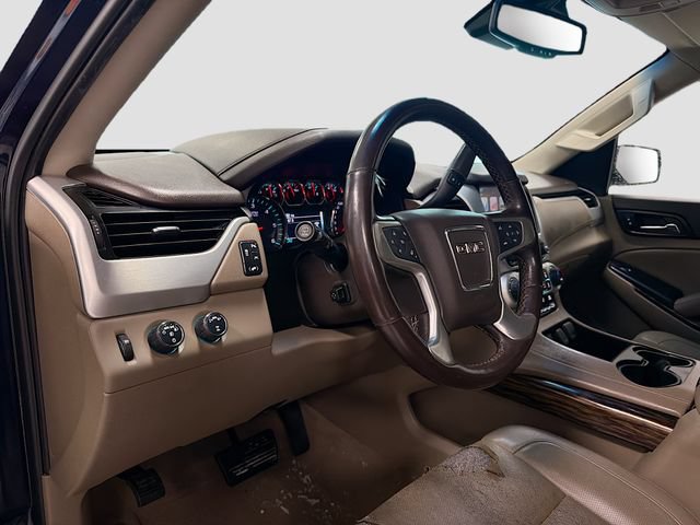 Used 2019 GMC Yukon SLT w/ Premium Edition AWD/4WD image 31