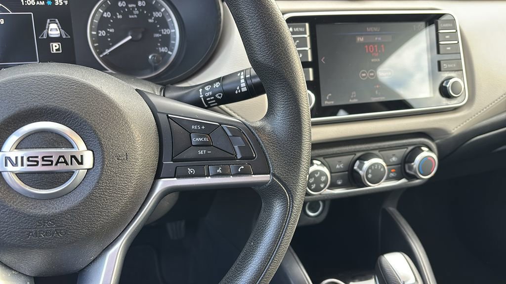 Used 2021 Nissan Versa SV image 18