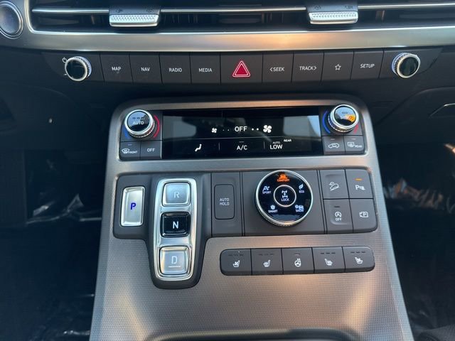 Used 2025 Hyundai Palisade Calligraphy image 17