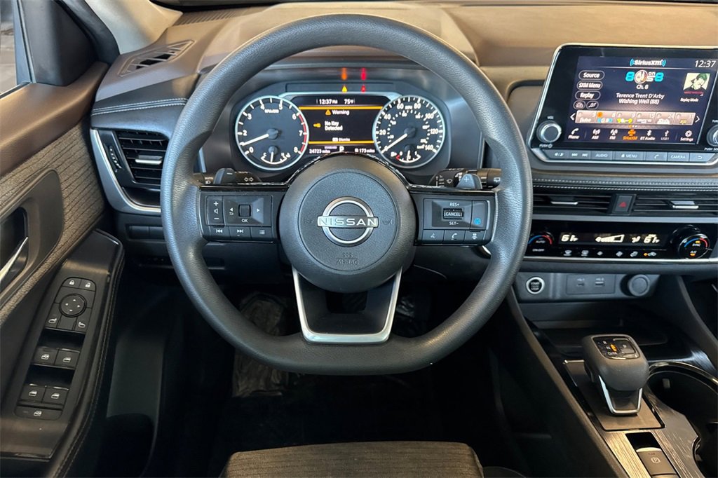 Used 2023 Nissan Rogue SV image 19