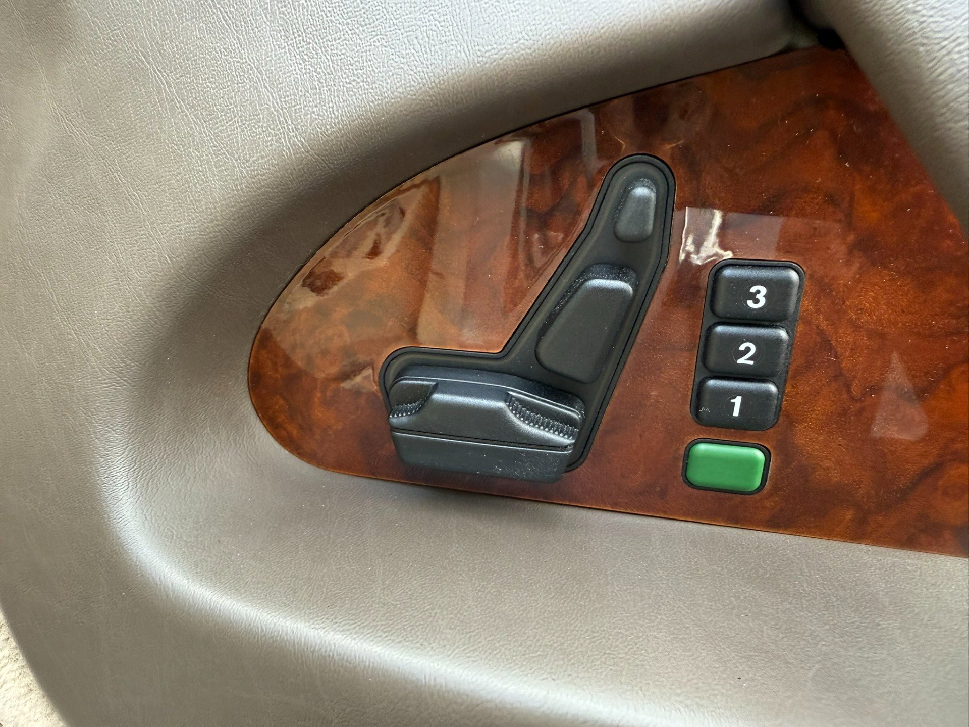 Used 1995 Mercedes-Benz S 500 S 500 image 44