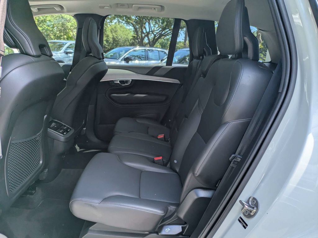 Certified 2025 Volvo XC90 B5 Core AWD/4WD image 14