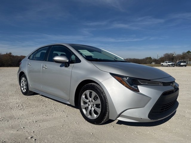 Used 2024 Toyota Corolla LE image 7