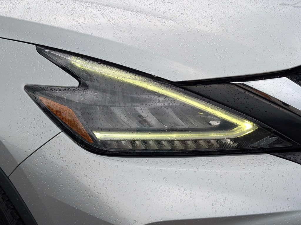 Used 2023 Nissan Murano SV FWD image 4