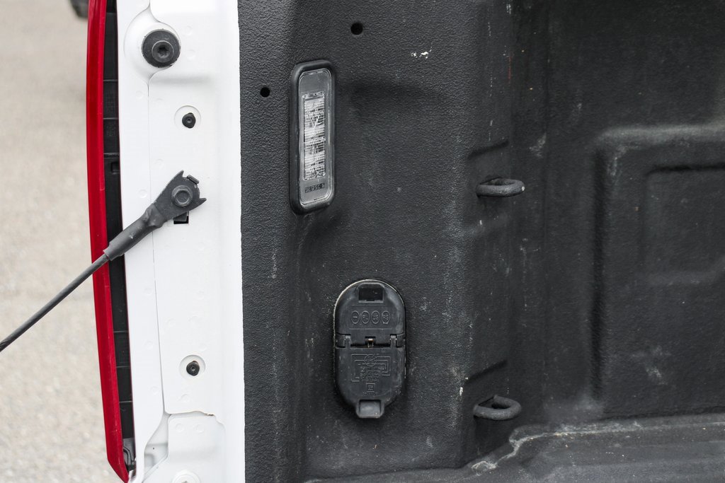 Used 2023 Chevrolet Silverado 3500 LTZ w/ LTZ Convenience Package image 11