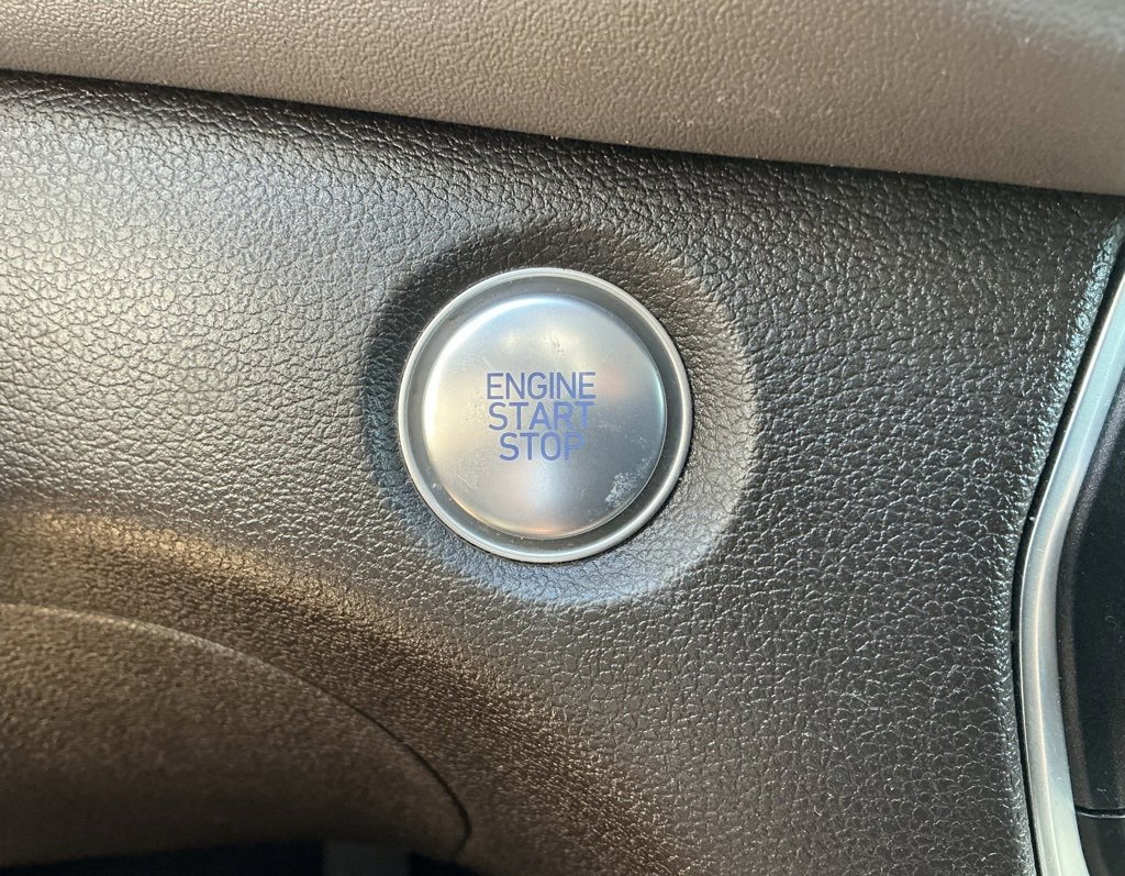 Used 2020 Hyundai Santa Fe SEL image 56