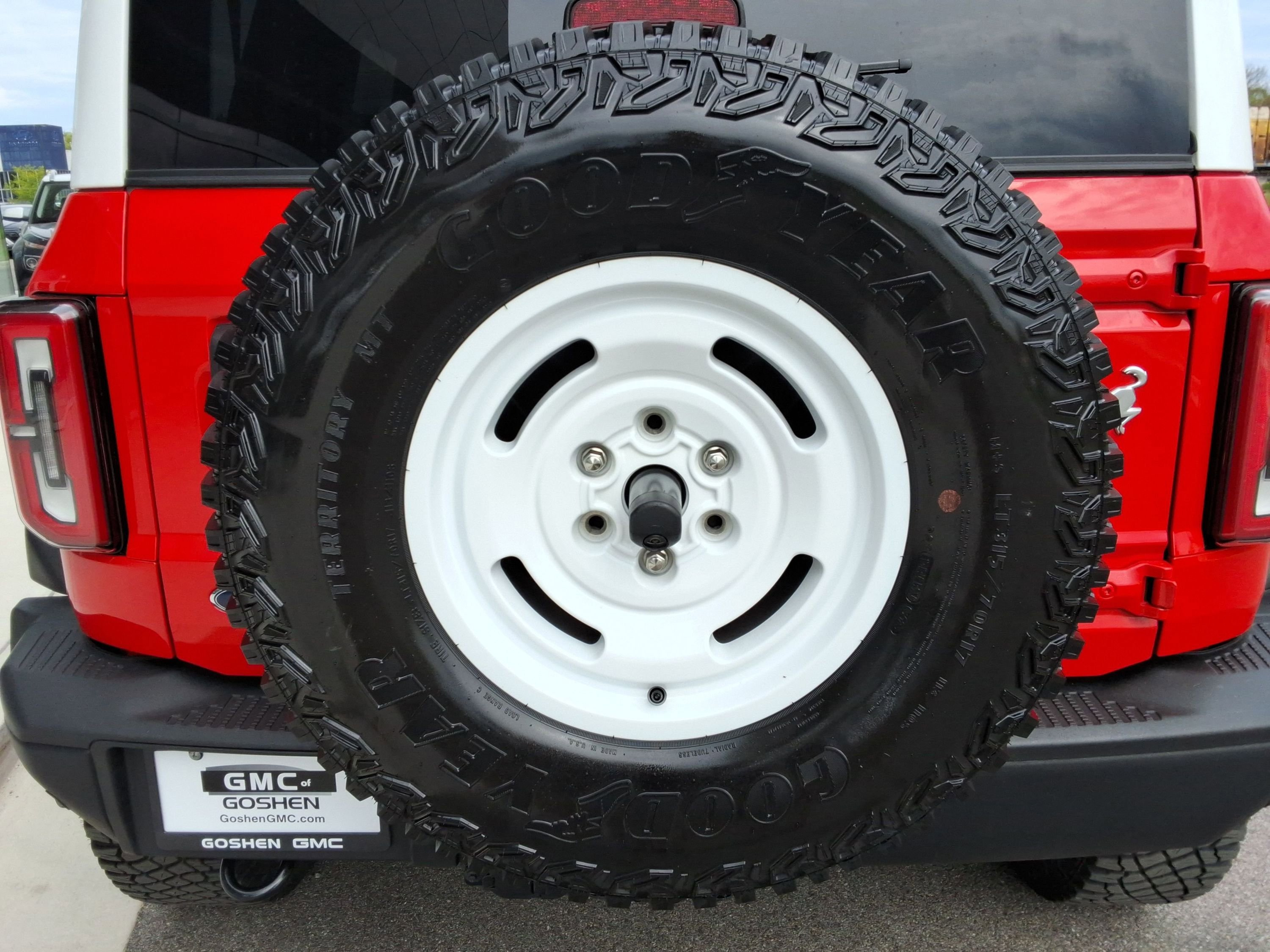 Used 2023 Ford Bronco Heritage Edition AWD/4WD image 30