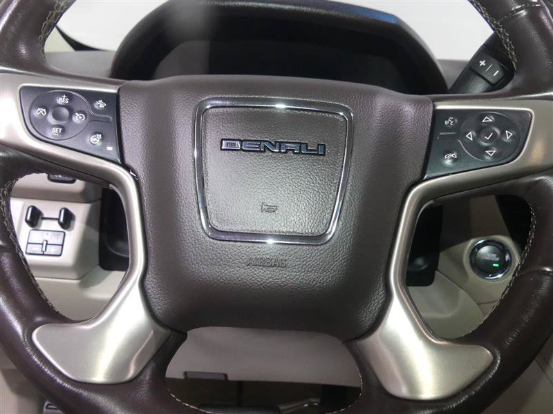 Used 2017 GMC Yukon Denali AWD/4WD image 32
