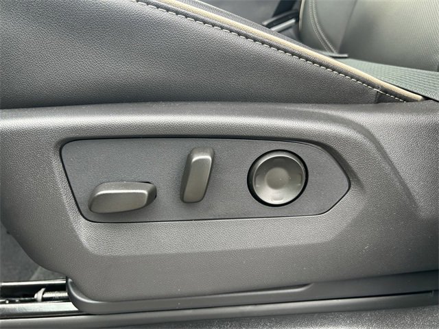 New 2026 Chevrolet Suburban Premier image 24