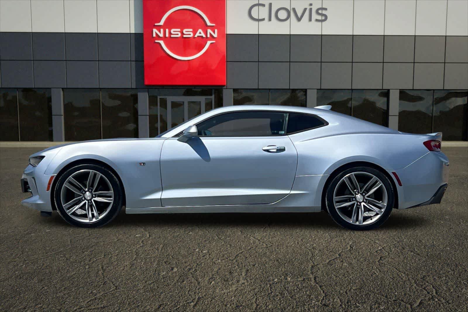 Used 2017 Chevrolet Camaro LT RWD image 6