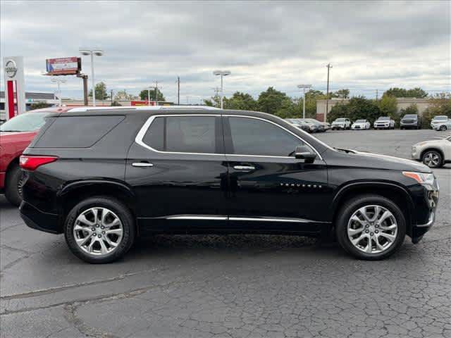 Used 2021 Chevrolet Traverse Premier w/ LPO, Floor Liner Package FWD image 2