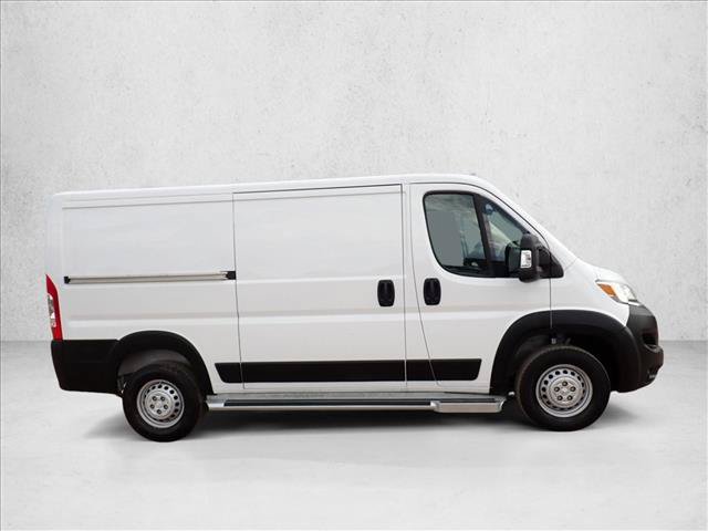 Used 2025 RAM ProMaster 2500 w/ U-Haul Equipment Group FWD image 5