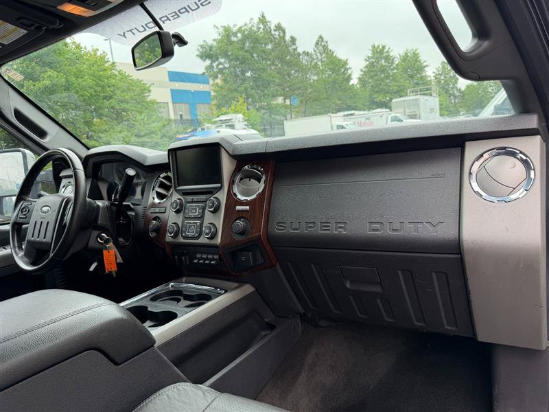 Used 2014 Ford F250 Lariat w/ Chrome Package AWD/4WD image 39