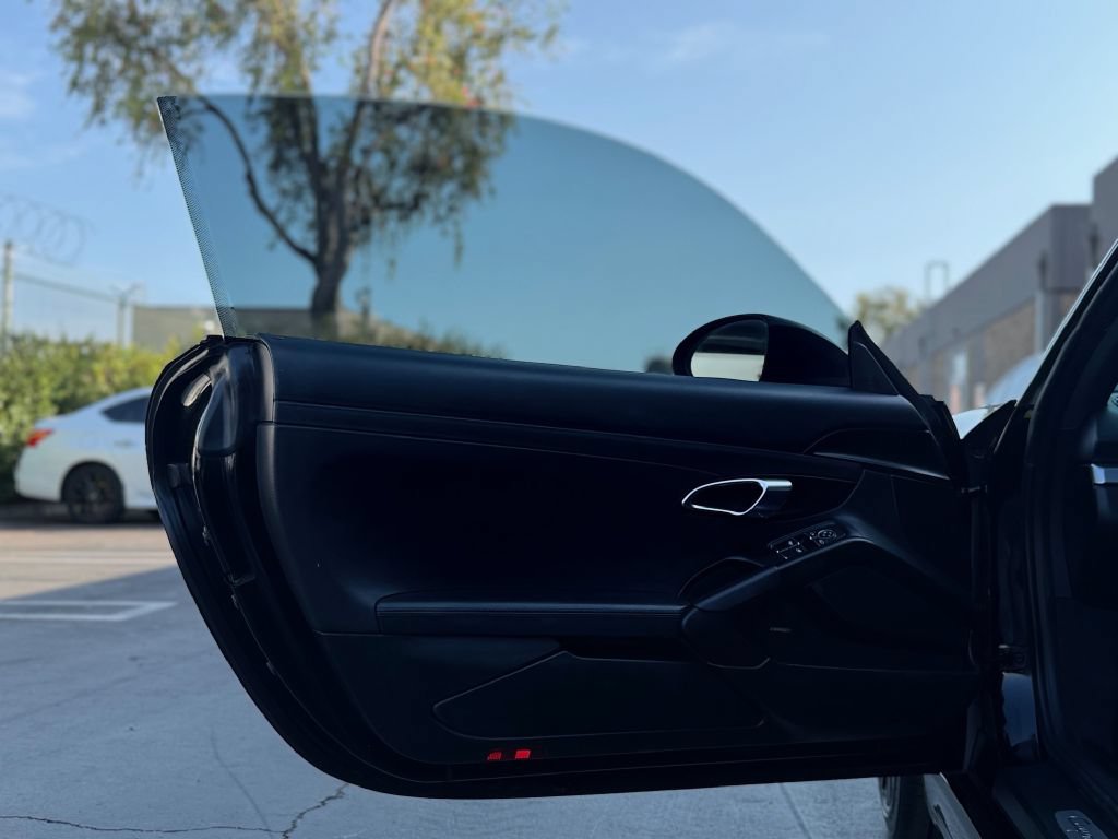 Used 2018 Porsche 718 Cayman S RWD image 9