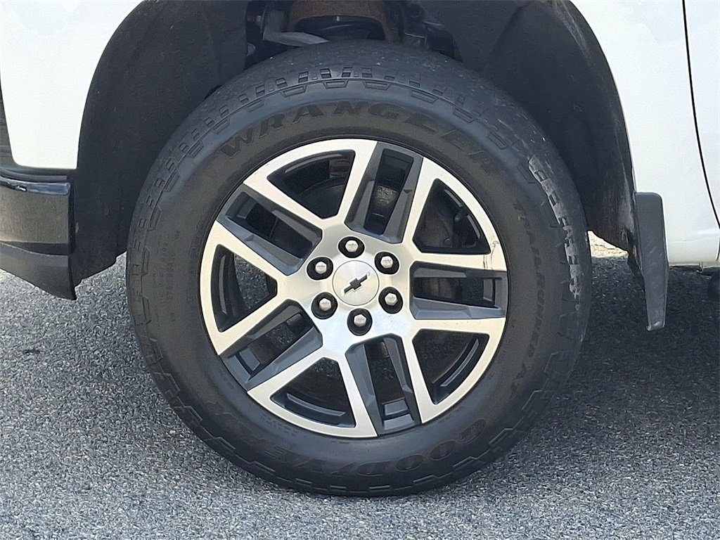 Used 2019 Chevrolet Silverado 1500 LT Trail Boss image 10