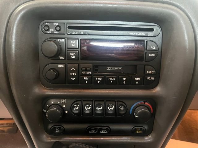 Used 2001 Oldsmobile Intrigue GX w/ Driver Control Pkg image 12