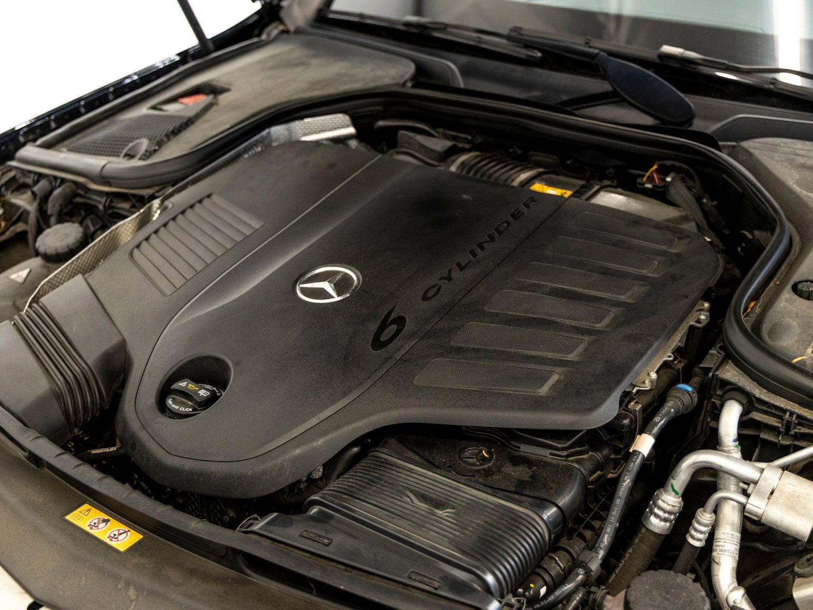 Used 2022 Mercedes-Benz E 450 4MATIC Sedan image 31