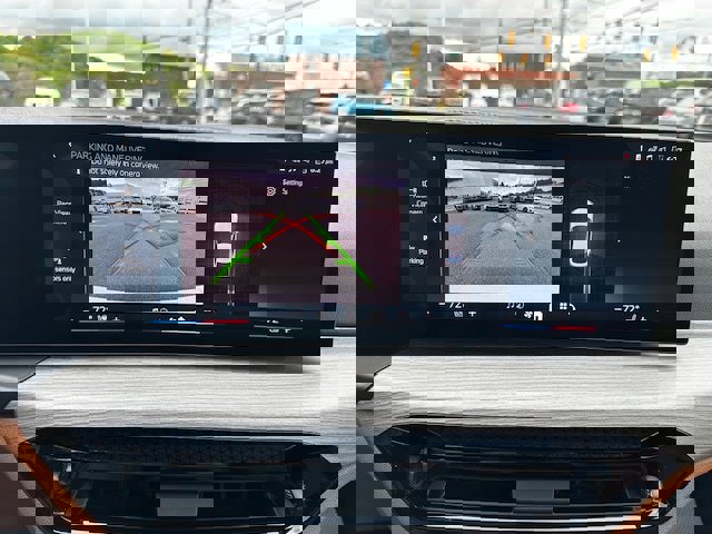 New 2025 BMW i4 xDrive40i image 21