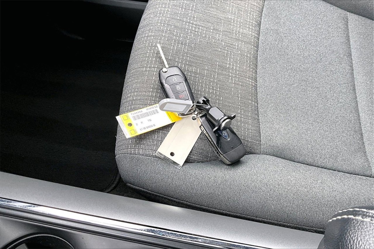 Used 2021 Ford F150 XLT w/ Equipment Group 301A Mid image 31